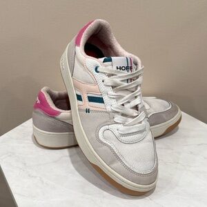 🔥HOFF Women's Pink and White Sneakers🔥